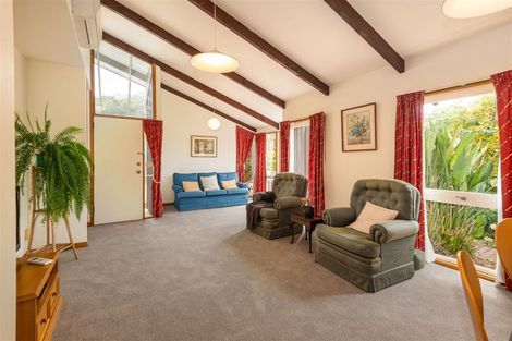 Photo of property in 5 Raekura Place, Redcliffs, Christchurch, 8081