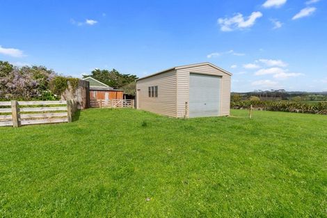 Photo of property in 180 Taupaki Road, Taupaki, Henderson, 0782