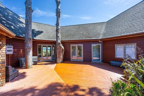 Photo of property in 251 Whitehills Road, Waitoki, 0994