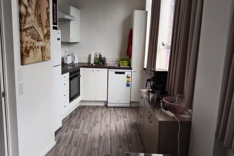 Photo of property in Hume House, 152 The Terrace, Wellington Central, Wellington, 6011