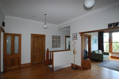 Photo of property in 12 Jackson Street, Island Bay, Wellington, 6023
