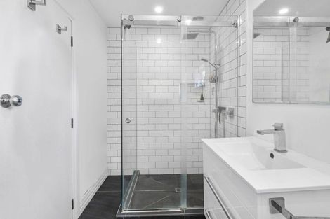 Photo of property in 61 Russell Street, Palmerston North, 4414