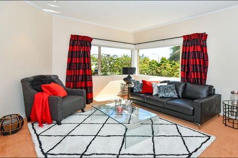 Photo of property in 5 Silkwood Grove, Totara Heights, Auckland, 2105