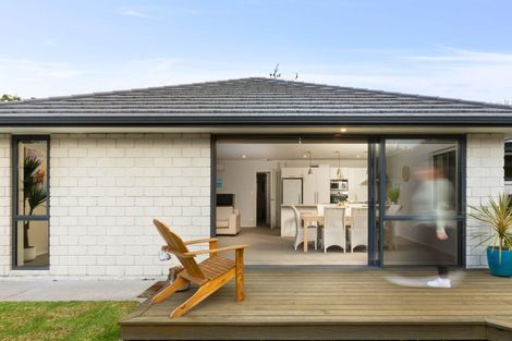 Photo of property in 15 Ian Place, Waihi Beach, 3611