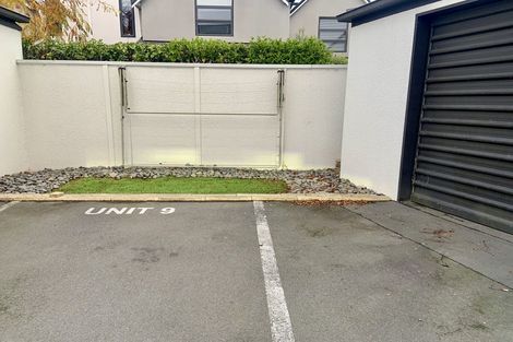 Photo of property in 9 Oakford Close, Riccarton, Christchurch, 8011