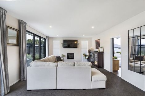 Photo of property in 27 Durells Crescent, Kaiapoi, 7630