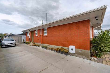 Photo of property in 4 Bremridge Place, Melville, Hamilton, 3206