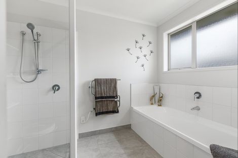 Photo of property in 63a Field Lane, Waitoki, Kaukapakapa, 0871