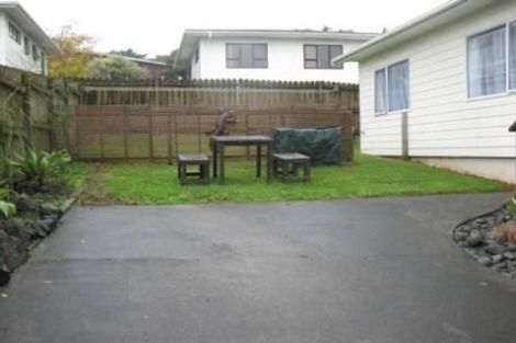Photo of property in 1/11 Mona Vale, West Harbour, Auckland, 0618