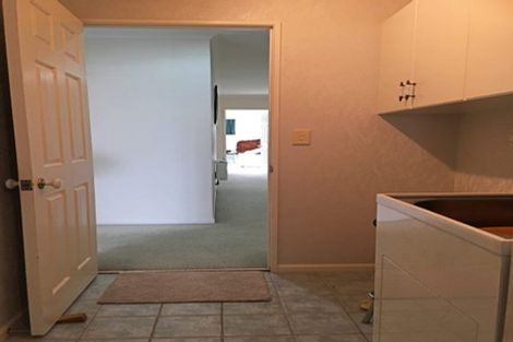 Photo of property in 7 Carniew Place, Dannemora, Auckland, 2016