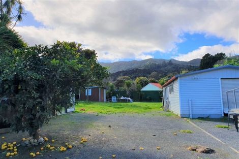 Photo of property in 2076 Rings Road, Coromandel, 3506