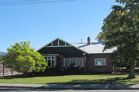 Photo of property in 46 Harris Street, Waimate, 7924