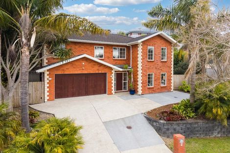 Photo of property in 54 Leafield Crescent, Henderson, Auckland, 0612