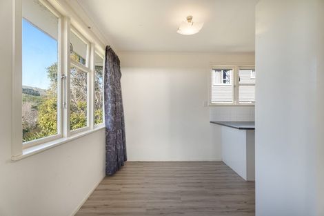 Photo of property in 101 Sievers Grove, Cannons Creek, Porirua, 5024