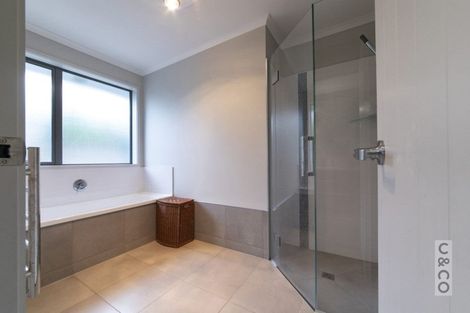 Photo of property in 21 Turpin Road, Riverhead, 0820