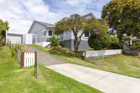 Photo of property in 11 Grange Park Avenue, Raumati South, Paraparaumu, 5032