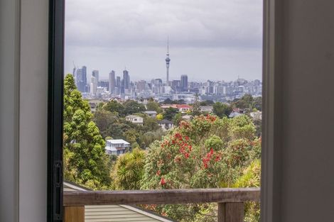 Photo of property in 50b Rangatira Road, Beach Haven, Auckland, 0626