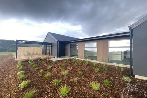 Photo of property in 5 Hill Tops Way, Stoke, Nelson, 7011