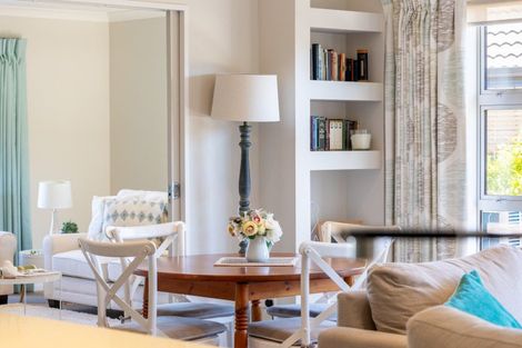 Photo of property in 26 Otupoa Way, Paraparaumu, 5032