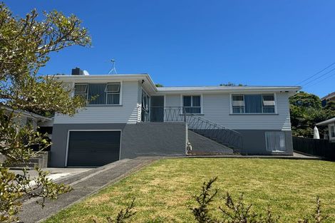 Photo of property in 73 Mould Street, Waitara, 4320