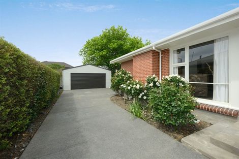 Photo of property in 12 Longmuir Street, Ilam, Christchurch, 8041