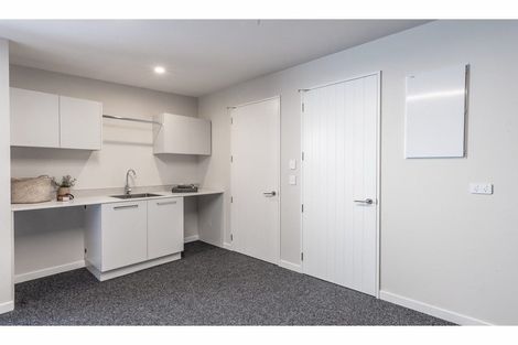 Photo of property in 28 Manakura Street, Avonhead, Christchurch, 8042