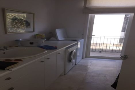 Photo of property in 29 Evelyn Road, Cockle Bay, Auckland, 2014