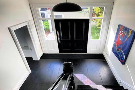 Photo of property in 15 Park Street, Thorndon, Wellington, 6011