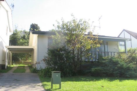 Photo of property in 2 Halyard Place, Whitby, Porirua, 5024