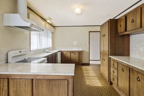 Photo of property in 49 Neri Crescent, Pomare, Rotorua, 3015