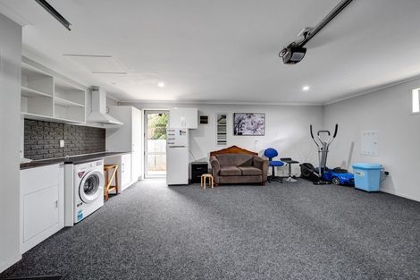 Photo of property in 8 Garrett Drive, Whalers Gate, New Plymouth, 4310