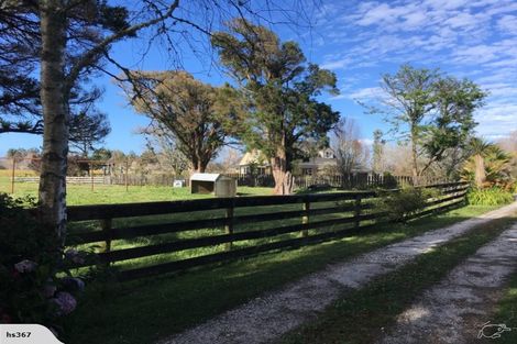 Photo of property in 138 Snodgrass Road, Westport, 7892