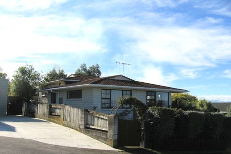 Photo of property in 4 Rangeview Place, Feilding, 4702