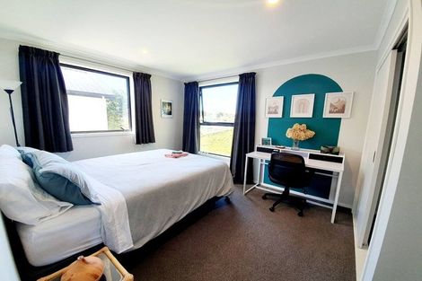 Photo of property in 81a Banks Street, Marfell, New Plymouth, 4310