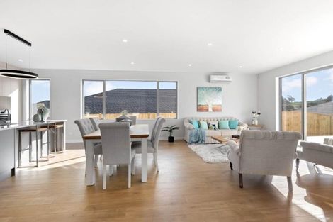 Photo of property in 3 Tararua Street, Massey, Auckland, 0614