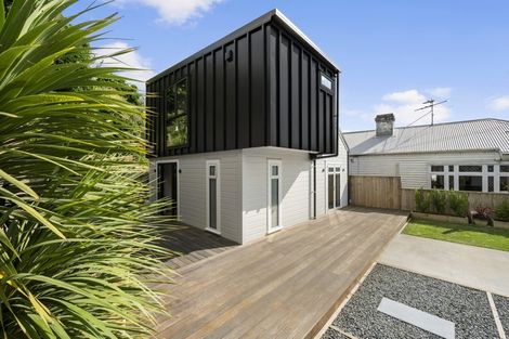 Photo of property in 16 Tully Street, Kilbirnie, Wellington, 6022