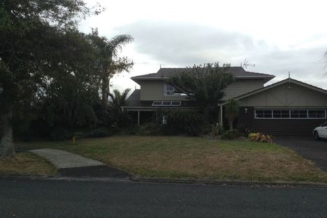 Photo of property in 27 Cumbrian Place, Conifer Grove, Takanini, 2112