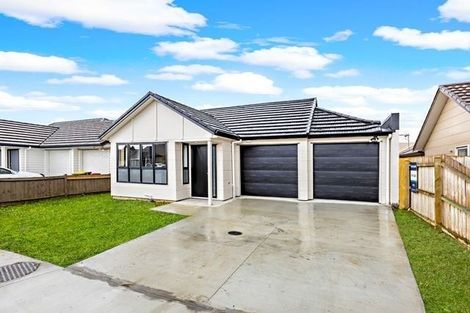 Photo of property in 10 Kotuku Crescent, Takanini, 2112