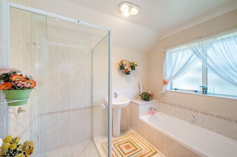 Photo of property in 1 Harvest Court, Paraparaumu, 5032