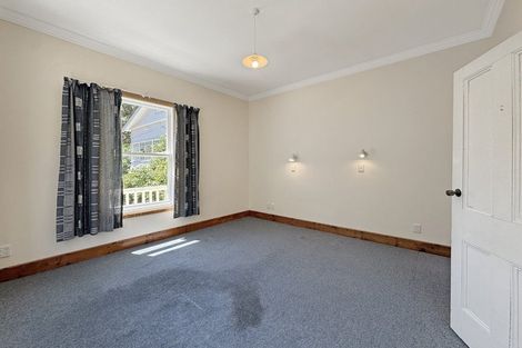 Photo of property in 123a Glenmore Street, Kelburn, Wellington, 6012