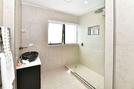 Photo of property in 6a Freya Place, Torbay, Auckland, 0630