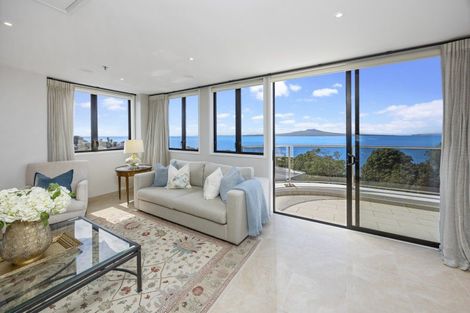 Photo of property in Mon Desir Apartments, 6/173b Hurstmere Road, Takapuna, Auckland, 0622