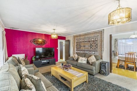 Photo of property in 23 Lane Road, Weymouth, Auckland, 2103