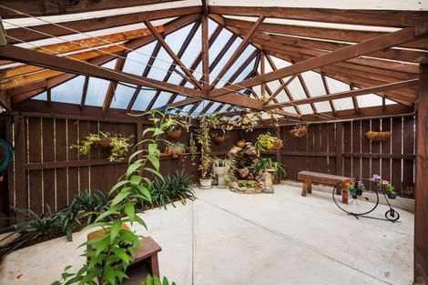 Photo of property in 124 Pahiatua Aokautere Road, Aokautere, Palmerston North, 4471