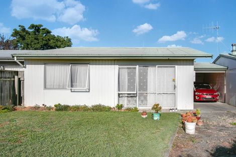 Photo of property in 82 Wynyard Crescent, Tamatea, Napier, 4112