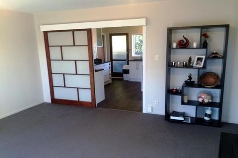 Photo of property in 2/9 Chadlington Street, Parklands, Christchurch, 8083