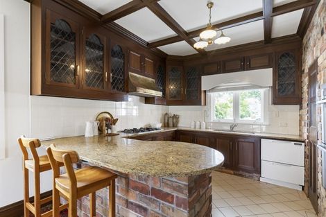 Photo of property in 1 Norwood Road, Bayswater, Auckland, 0622