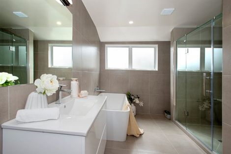 Photo of property in 30b Coniston Avenue, Te Atatu South, Auckland, 0610