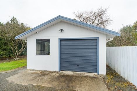 Photo of property in 25 Kingswood Street, Takaro, Palmerston North, 4412