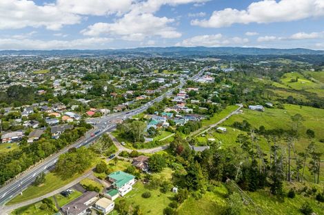 Photo of property in 460 Don Buck Road, Massey, Auckland, 0614